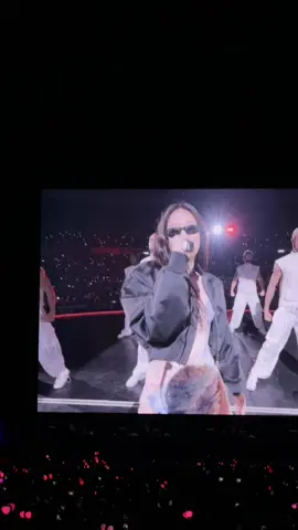 Like Jennie x ExtraL D-2 Deadline Concert in Jakarta😍😍🤍 #blackpink #deadline #blackpinkjakarta #blackpinkdeadline 