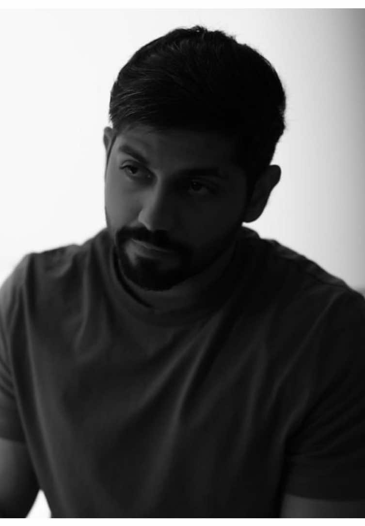 نارهم تاكل حطبهم 🤞🏼 #محمد_الشحي #بدون_موسيقى #اكسبلور #explor #fypシ゚ @Mohammed AlShehhi | محمد الشحي 