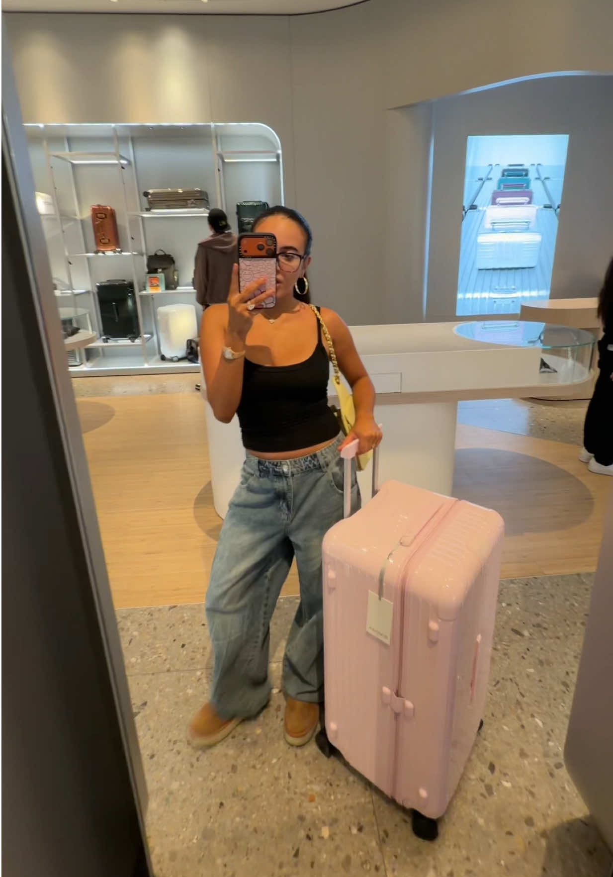 I waited 1 month for this suitcase…🩰