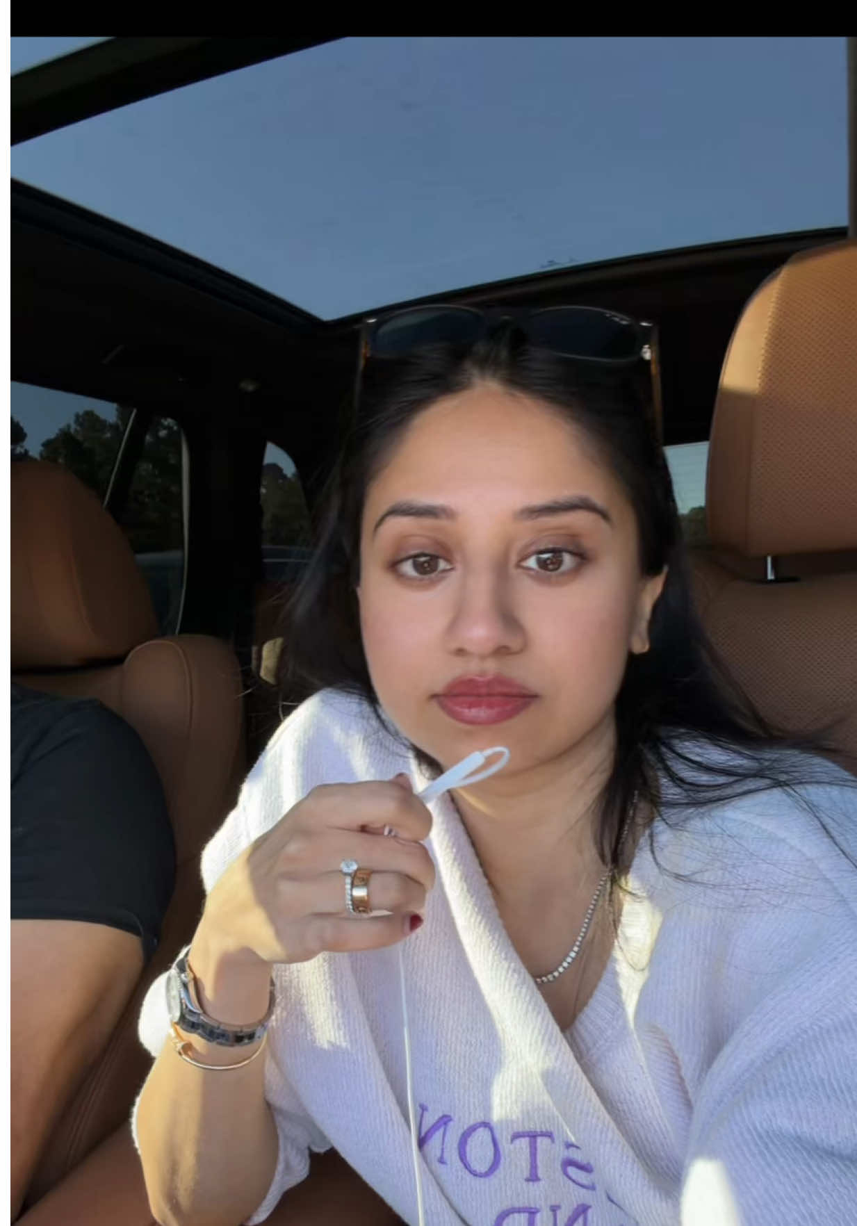 I’m shy to speak in hindi don’t judge me lol (I’m fluent in telugu) #nyc #browntiktok #hindi #desitiktok #comedy 