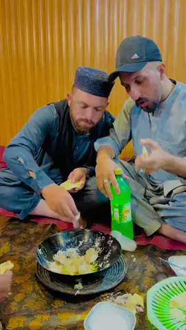 Dasi malgre ra mention kai😜😜#pak #kash #we #kashmirgroup #eng #fyp #AikArielBees #burhan_tv #ka #foryou #foryoupage #viral 