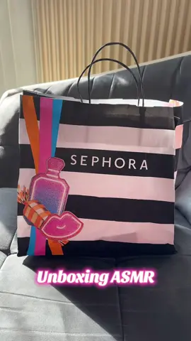 Petit unboxing @SEPHORA 🤗 #unboxingvideo #unboxingasmr #asmr #beautyproducts 