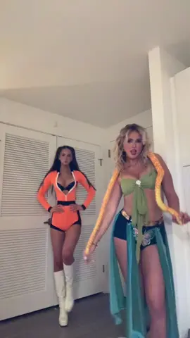 Only friends w 10s (clearly) 