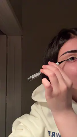 شرايكم بالميكب ؟ 💕😙😙 سويت لكم تتوريال للاينر حقي مرا سهل بنات 