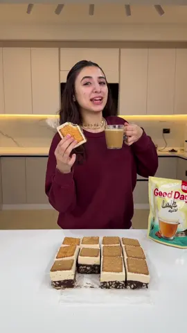 اطيب حلا مع Good Day Latte الجديد المقادير  الطبقة الاولى بسكويت 4 معالق كبيرة كاكاو 4 معالق كبيرة سكر 2كوب حليب ٢ معلقة زبدة الطبقة الثانية ظرفين كريمة  كوب حليب  ظرف لاتيه من جود دي بسكويت #الشيف_رنيم_الزبيدي #الشيف_رنيم #chef_raneem 