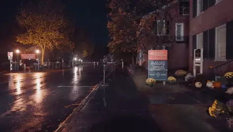 ‏يا من تعيش بين الإيمان والإنتكاس ‏يقول الألباني رحمه الله ‏الطريق إلى الله طويل،ونحن نمشي فيه كالسلحفاة،ليس المهم أن تصل،المهم أن تموت على الطريق ‏ويقول الشافعي رحمه الله ‏إن كنت في الطريق إلى الله فاركض،فإذا صعب عليك فهرول،وإذا تعبت فامشي،فإن لم تستطع فسر ولو حبوًا لكن إياك والرجوع . #موعظة_دينية #اقتباسات #موعظة 