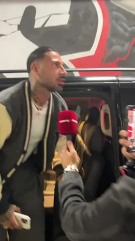 Beşiktaş efsanesi Ricardo #Quaresma Beşiktaş-Fenerbahçe maçı için stada geldi 