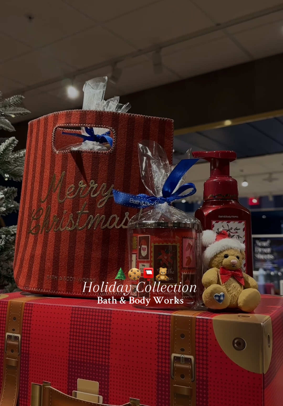 it’s that time of year @Bath & Body Works and I’m excited about it!  My favorite out of everything has to be the tree farm scented postcard candle. I will definitely be needing some of those in my home once I begin to decorate for Christmas.  I also got the Festive Teddy Bear and Festive Donut PocketBac Holder, can’t wait to add them to my bag for the Christmas season. ♥️ #christmas #christmastime #bathandbodyworks #holidayseason #fyp #foryoupage 