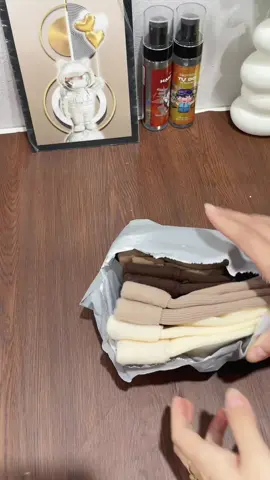 Mấy bà cứ sắm tất lót lông này thì ko còn lo lạnh chân nữa đâu #tatlotlong #tatchan #tatchannu #xuhuong #thanhhoai22003 #trending 