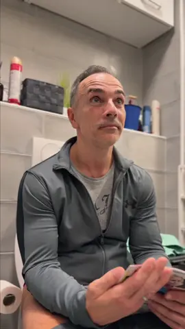 Ti is olvastátok?🚽🫣 @ricsivibe @TV2 hivatalos @Házasság első látásra TV2 #foryoupagе #virral #nekedbe #hazassagelsolatasra 