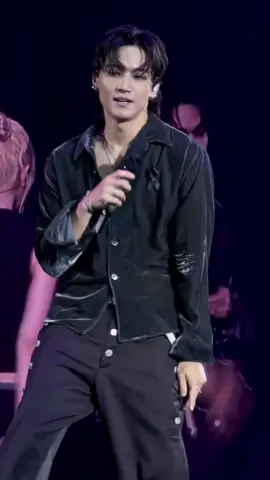 #jayb ลงแค่นี้พอเก็บไว้ดูคนเดียว😂😂 #jb #แจบอม #tape_re_load_finale_bkk 