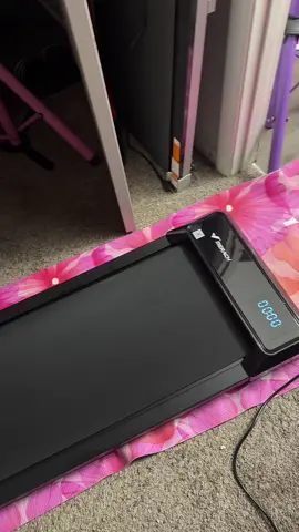 AT HOME WORKOUT‼️‼️‼️ #viral #fyp #merachfitness #walkingpad 