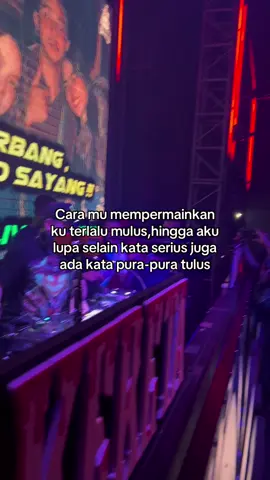 🙁 #katakata #stasiuntop10surabaya #surabayahitz #masukberandamuu #fyp4you 