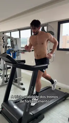 Só quero minha posterior de volta 