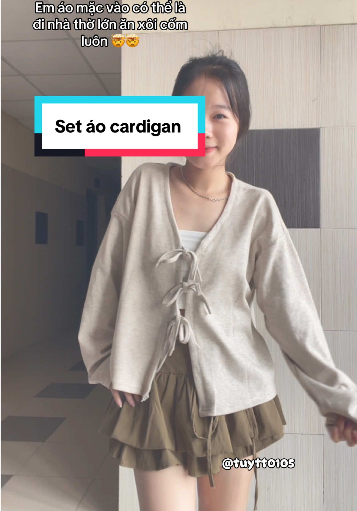 Hợp vibe mùa thu lém 🍂 #cardigan #aokieunu #outfitideas #OOTD #setaocardigan 