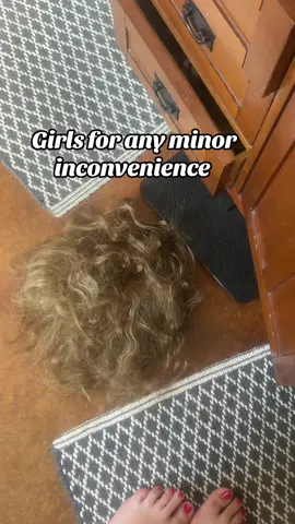 Why did I shave my head over him not ordering my food right 😩 #relationships #crazy #girls 