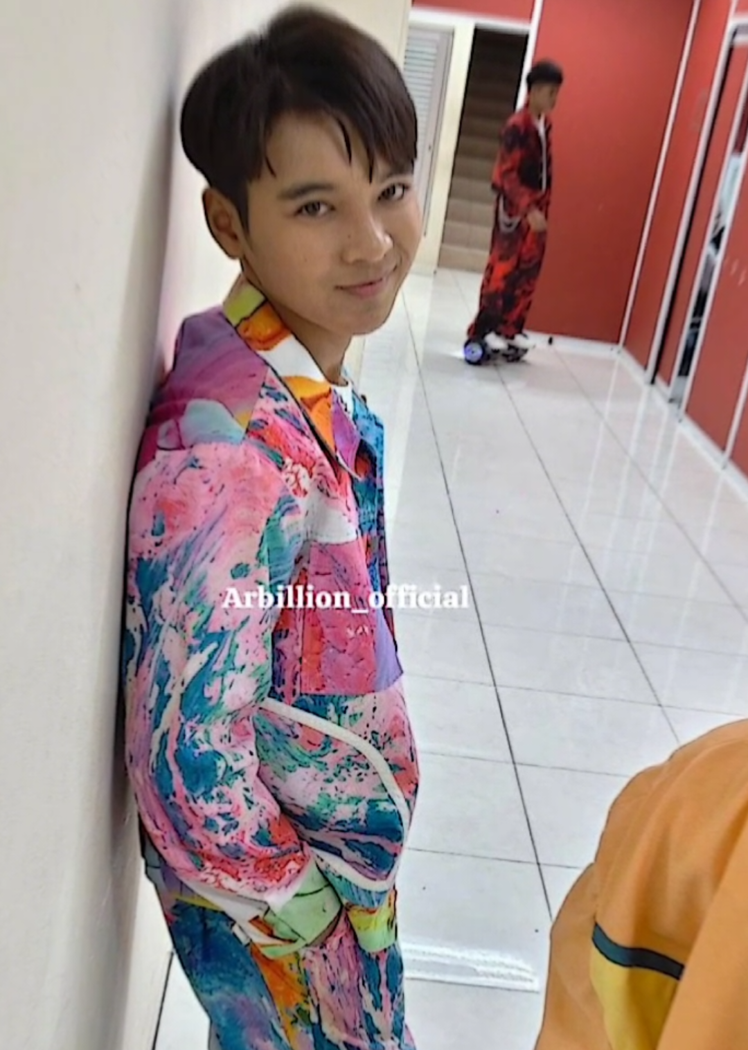 arbil dengan baju colorful makinn gantenggg🤏😍😍 @da7_arbilfahrizan0¹ #mentaritvistim3wa #arbilda7 #fyp 