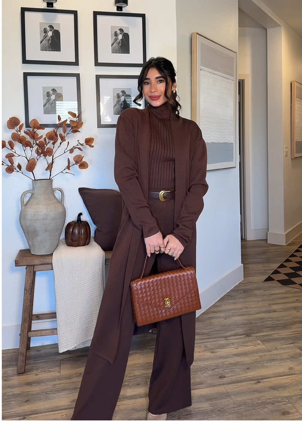 Perfect 3 piece set 🤍#tiktokshopcreatorpicks #tiktokshopblackfriday #tiktokshopcybermonday #modestfashion #pieceset 