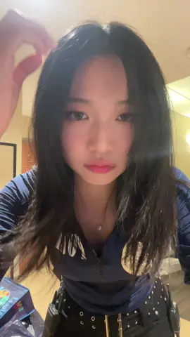 this again but in halloween costume 😃😃😃