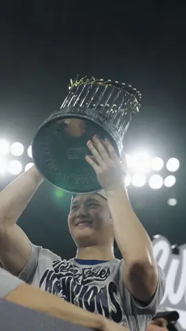 RUN IT BACK? GIVE ‘EM WHAT THEY ASKED FOR. 🏆 #dodgers #MLB #champions