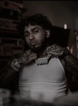 Como Panas - bryant myers #comopanas #bryantmyers #letradecanciones #loveyou #paratii 