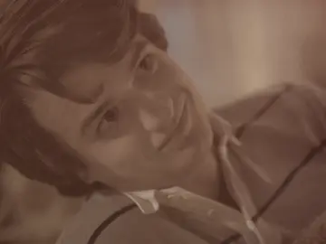 bring back season one #steveharrington #strangerthings #nancywheeler #stancy #jonathanbyers ib: @sarah 