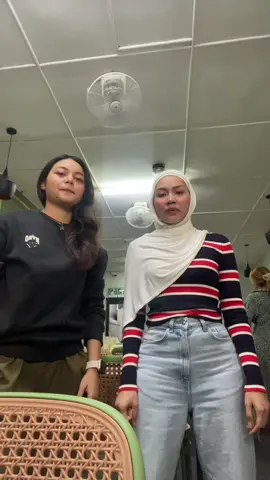 Hancurrr lagu ni dengan dorang dua ni