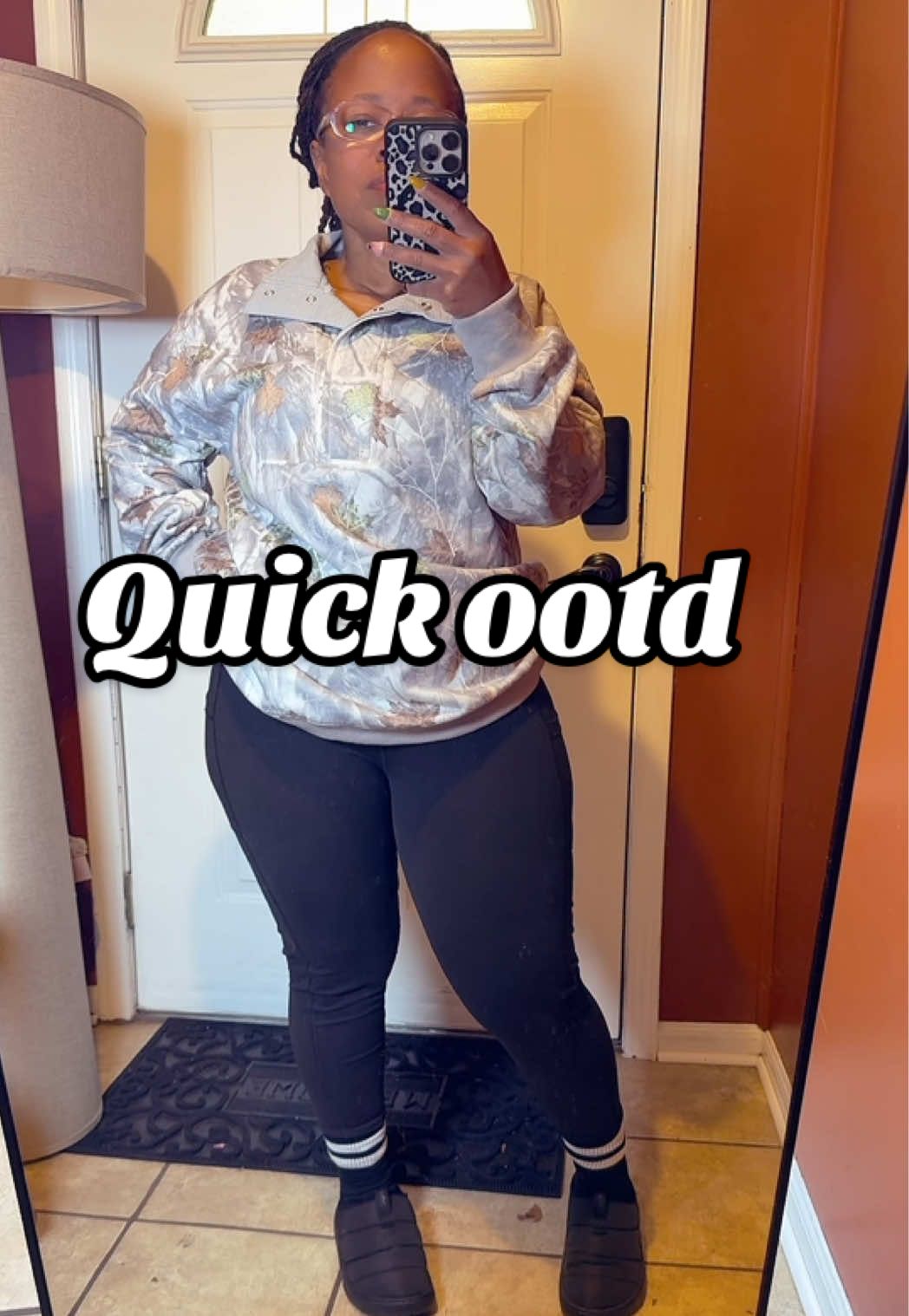 I luvvvv this 🤎🤎. #fallfashion #camouflage #camopullovers #OOTD #curvyfashion 