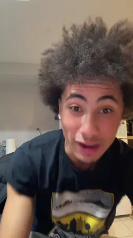 “Omg we’re such good friends..” 😪😭