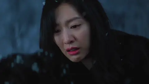 não sei se combinou, mas eu tive q fazer, me perdoem 🙏🏼 #queenoftears #rainhadaslagrimas #kdramaedit #dorama #fyp 