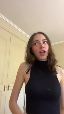 siempre tengan un disfraz lindo y uno funny