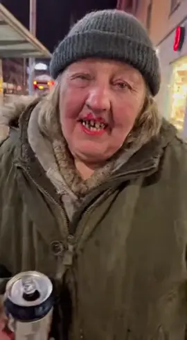 Armes Deutschland Dating! Petra sucht ihren Traummann #fyp #viral #obdachlos #deutschland🇩🇪 