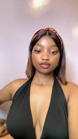 #tiktokgabon🇬🇦tiktok #visibilite #viraltiktok ça ne te regarde pas 🌚