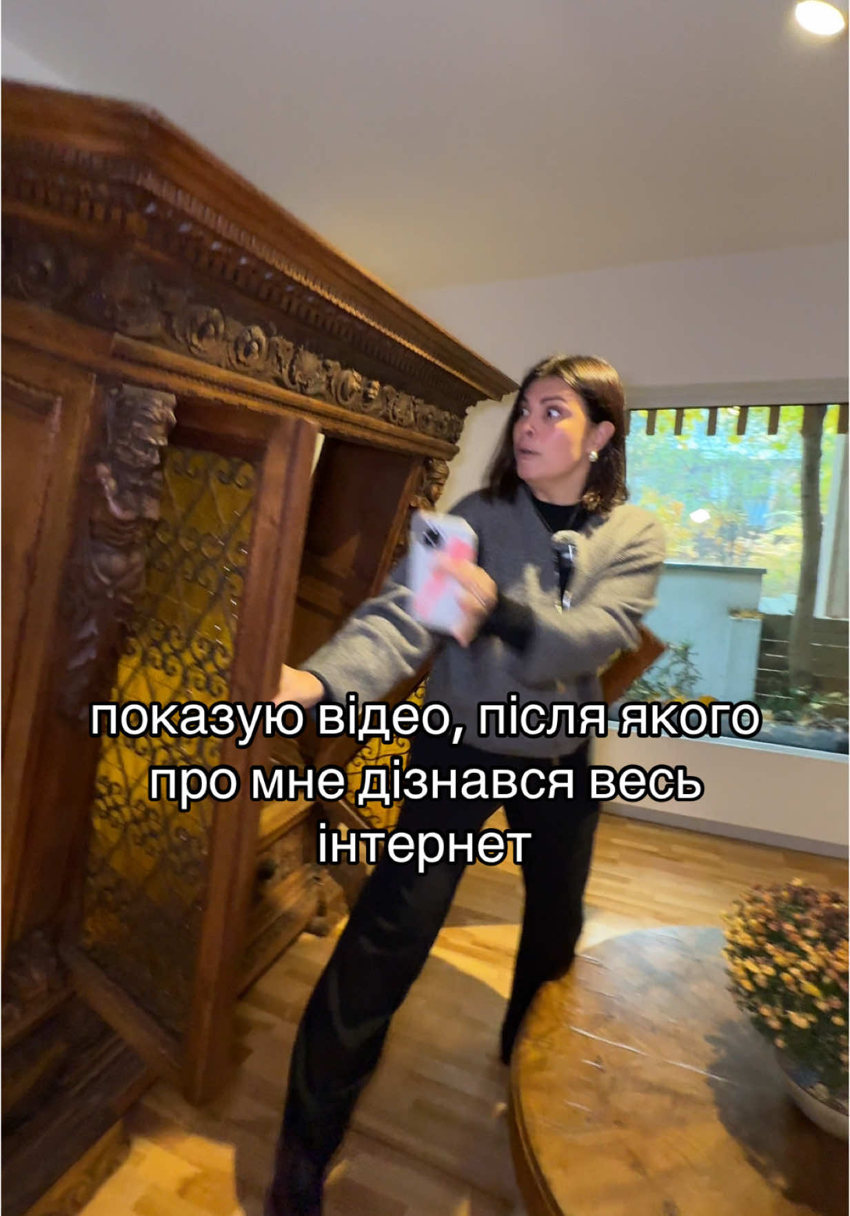 А ну признавайтесь, хто бачив? 😎 А знімали огляд для @Риелтор Варшава 🏠 