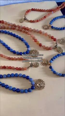 Accesorios para los que no copian el estilo de nadie ✨ En Gonbo, diseñamos para personas creativas, que aman destacar y tener piezas que reflejen su vibra, todo con personalidad. Si vos también sos de los que crean su propio estilo, quedate por acá y seguinos para ser parte de esta comunidad creativa❤️ #accesorios #AccesoriosNicaragua #HechoEnNicaragua #nicaragua únicos, estilo personal, creatividad, main character energy, accesorios handmade, diseño exclusivo, self expression, fashion inspo, estilo auténtico, detalles que importan, vibra creativa, accesorios con actitud, estilo con personalidad, piezas únicas, estética original, moda artesanal, diseño con propósito, looks diferentes, accesorios que destacan, comunidad creativa