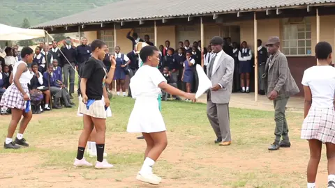 Makes you wanna go back to school 