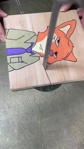 Satisfying Wood Cutting 🇺🇸 | ASMR for Calmness Every cut is therapeutic. Get ready to relax. 🪚 #asmr #pureasmr #visualart #satisfyingprocess 