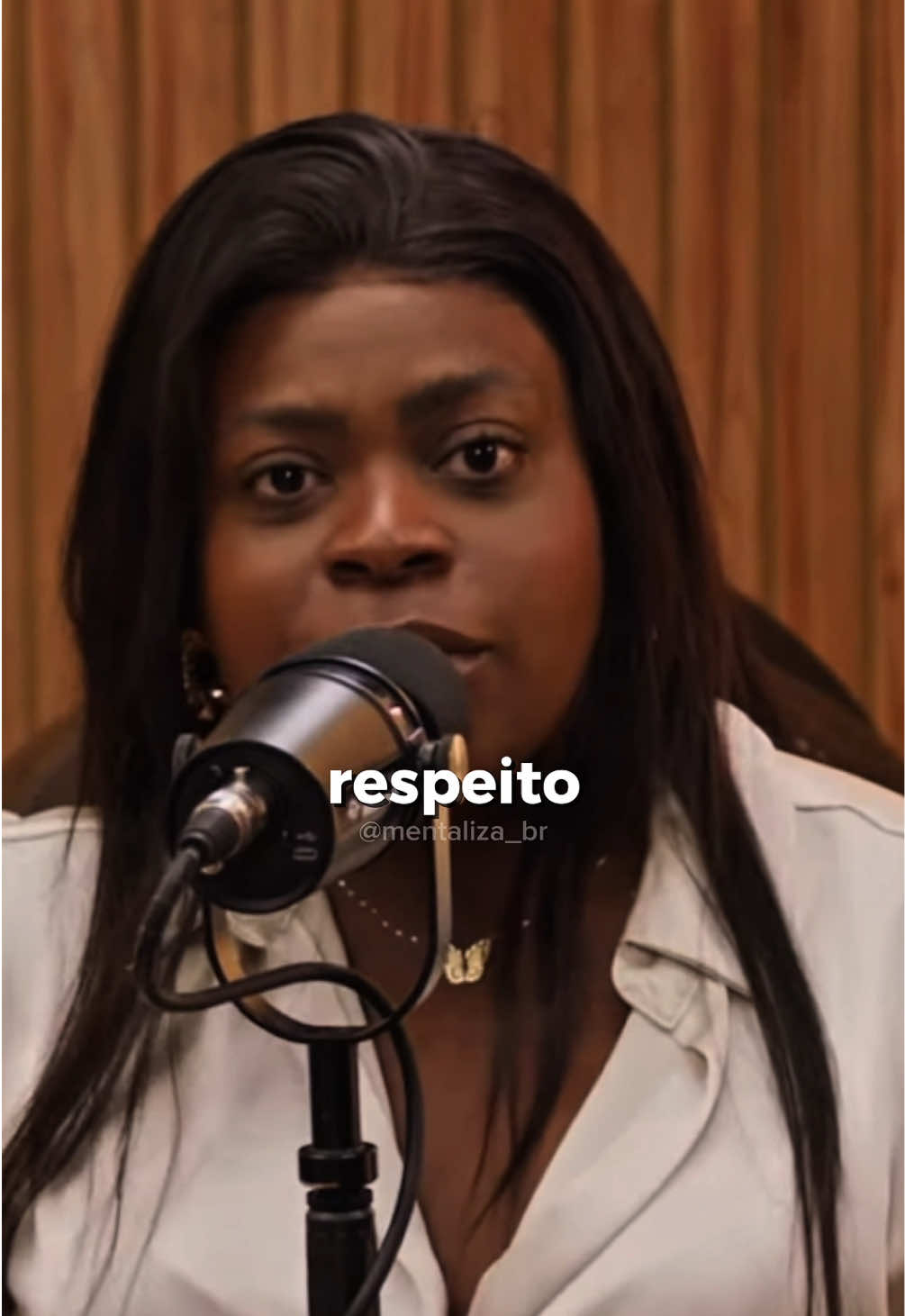 Melhor pagar o preço sendo quem você é É melhor pagar o preço sendo quem você é do que vender uma versão falsa pra agradar. O respeito não pode ser seletivo — é pra todos, até o dia que eu respirar. #respeito #verdade #autenticidade 