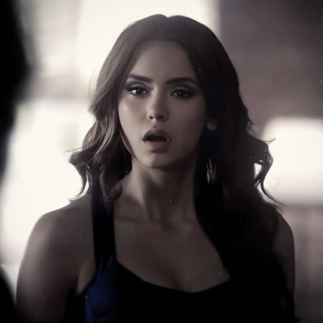 had to back to my roots with kath 😽 // it’s been forever since I’ve edited tvd but we’re SO BACK [ac arvrial.mp3 cc iangallaguh_ scp walke7scenes & asirespacks panning vamffx] - - sdt. @cas  <3  #katherinepierce #katherinepierceedit #tvdu #tvdedit #viral ORIGINAL CONTENT katherine pierce edit 