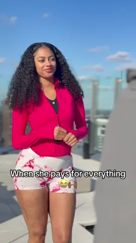 When she pays for everything 😭 @sadeabu8 