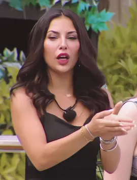 جمممميلللهههه!!!💝🩷💕💞💘💓💗💖@Nivinenassereldine #nivinenassereldine #نيفين_ناصر_الدين #explore #نيفين #نيفين_اللبنانية 