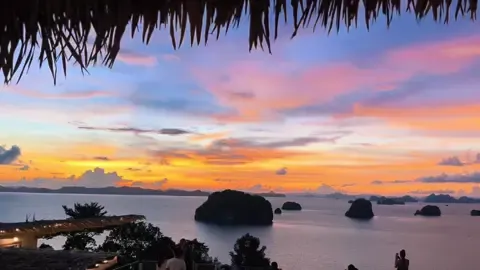 شروق الشمس في جزيرة #كرابي  #تصويري #krabithailand #sunset  نتألم كثيرا 💔