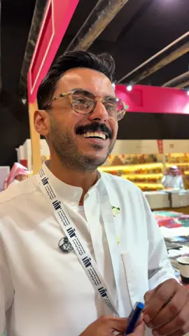 يتواجد كاتبناالاستثنائي مشاري بودريد في معرض الشارقة الدولي للكتاب🇦🇪 جناح مكتبة آفاق @مشاري بودريد  @Aafaq Bookstore  🗓️ التاريخ المحدد:6 نوڤمبر  #مشاري_بودريد  #معرض_الشارقة_الدولي_للكتاب_2025  #الشارقة #رواية_إسبيرانزا #اكسبلور  سأكون لك ان ضاق صدرك بالحزن