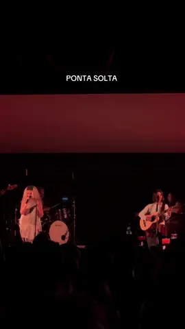 Que delícia que é você, do começo ao fimmmm @ANAVITÓRIA @ana caetano #pontasolta 