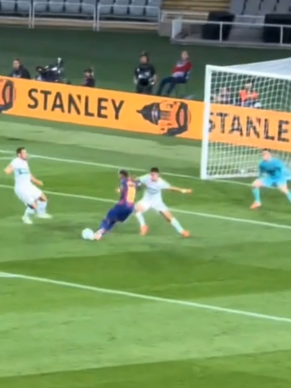 Lamine goal today 🤯 #lamineyamal #yamal #barcelona #goal #viral 