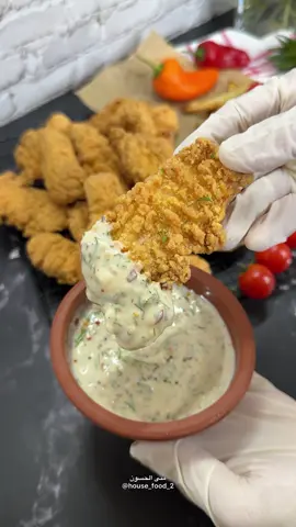 ستربس مقرمش من برا ومستوي  وطري من جوا . . استخدمت سمك فيليه تبلته بعصير ليمون وثوم واي بهارات سمك معتمده عندكم وبابريكا وكمون وكزبره ناشفه وحطيتهم بعلبه فيها شبك ودخلتهم التلاجة ليله كامله  ✨للتغطيه  💐الخليط  السائل  كوب طحين  نص كوب ماء 2بيض البهارت  نص ملعقه صغيره  من الكمون والكزبره وبهارات السمك ورشه بسيطه كركم وبابريكا ملح  ونقلبهم كويس 💐الخليط الجاف 3كوب دقيق .. كوب نشا ..ملعقه صغيره بيكنج بودر ونضيف نفس توابل الخليط السائل وربع كوب بقسماط . #وصفات_سهله #طبخات_سهله_لذيذه #سمك #وصفات_رمضانيه #ترندات_تيك_توك 