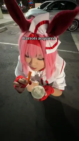 Wing stop carrots 🥕 >>> (I dropped my ranch after filming this….) #haruurara #haruuraracosplay #umamusumeprettyderby #umamusumecosplay #wingstop 