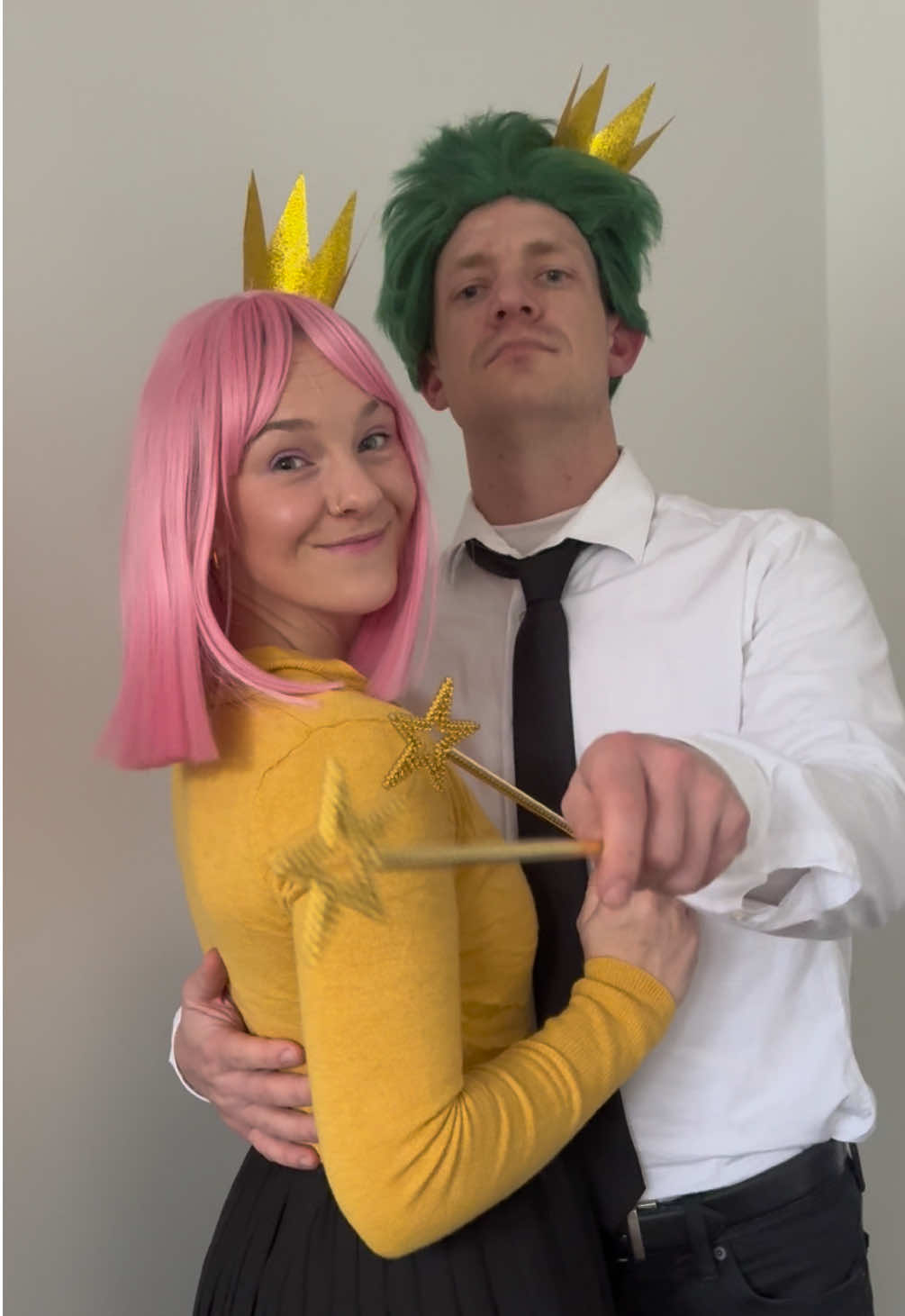 Cosmo and Wanda have entered the chat #fairlyoddparents #easyhalloweencostume  cool girl Halloween costume, couples Halloween costume, easy Halloween costume, last minute Halloween costume, last minute couples costume 