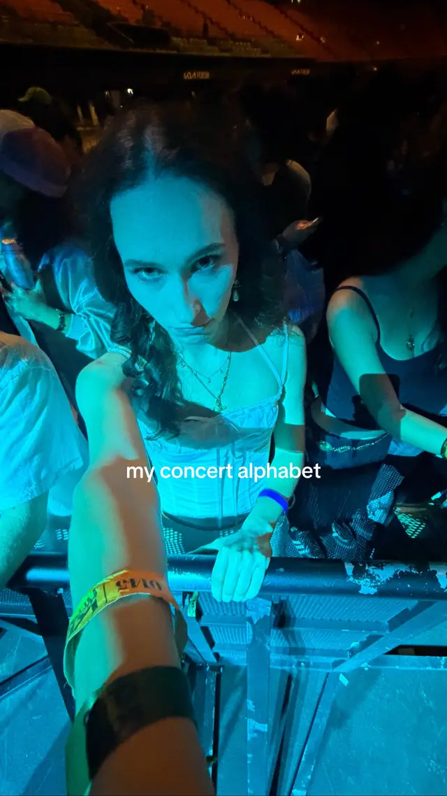 getting close! there are some artists i’ve seen at lollapalooza that i didn’t include because i feel like it only counts if i know all their music #concert #music #fangirl #lollapalooza #coachella 