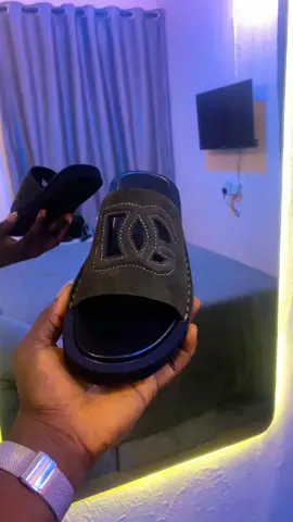 #shoemakersinlagos #shoemaker #shoemakingprocess 